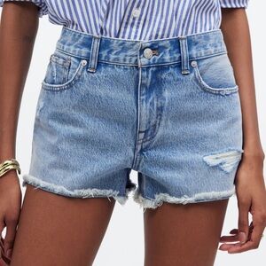 NWT ✨ Madewell Low Rise Boyfriend Shorts